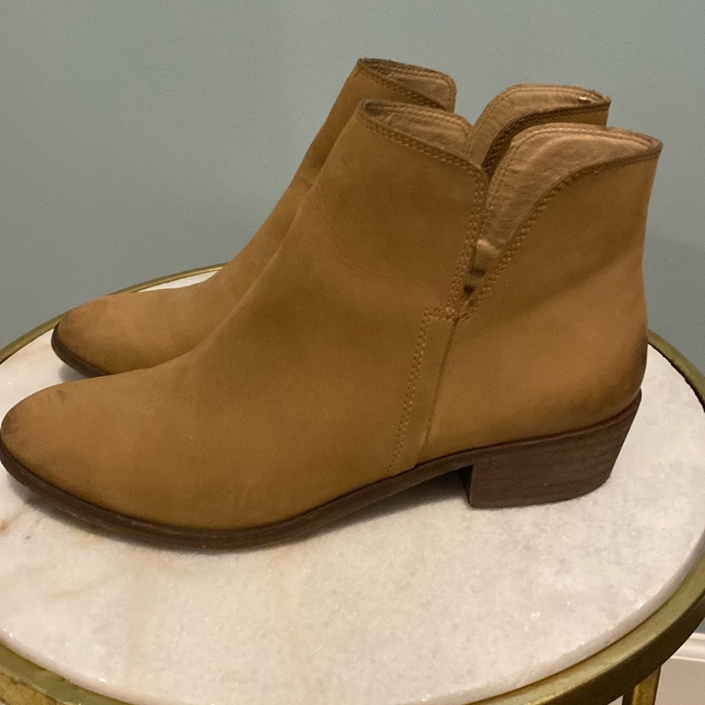 Splendid low tan boots - size 10